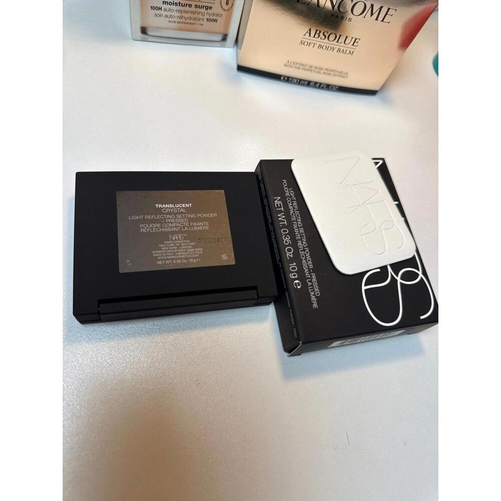 NARS Light Reflecting Pressed Setting Powder 10g full size - Picture 2 of 6